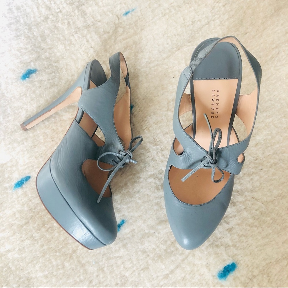 BARNEYS NEW YORK Blue leather platform heels